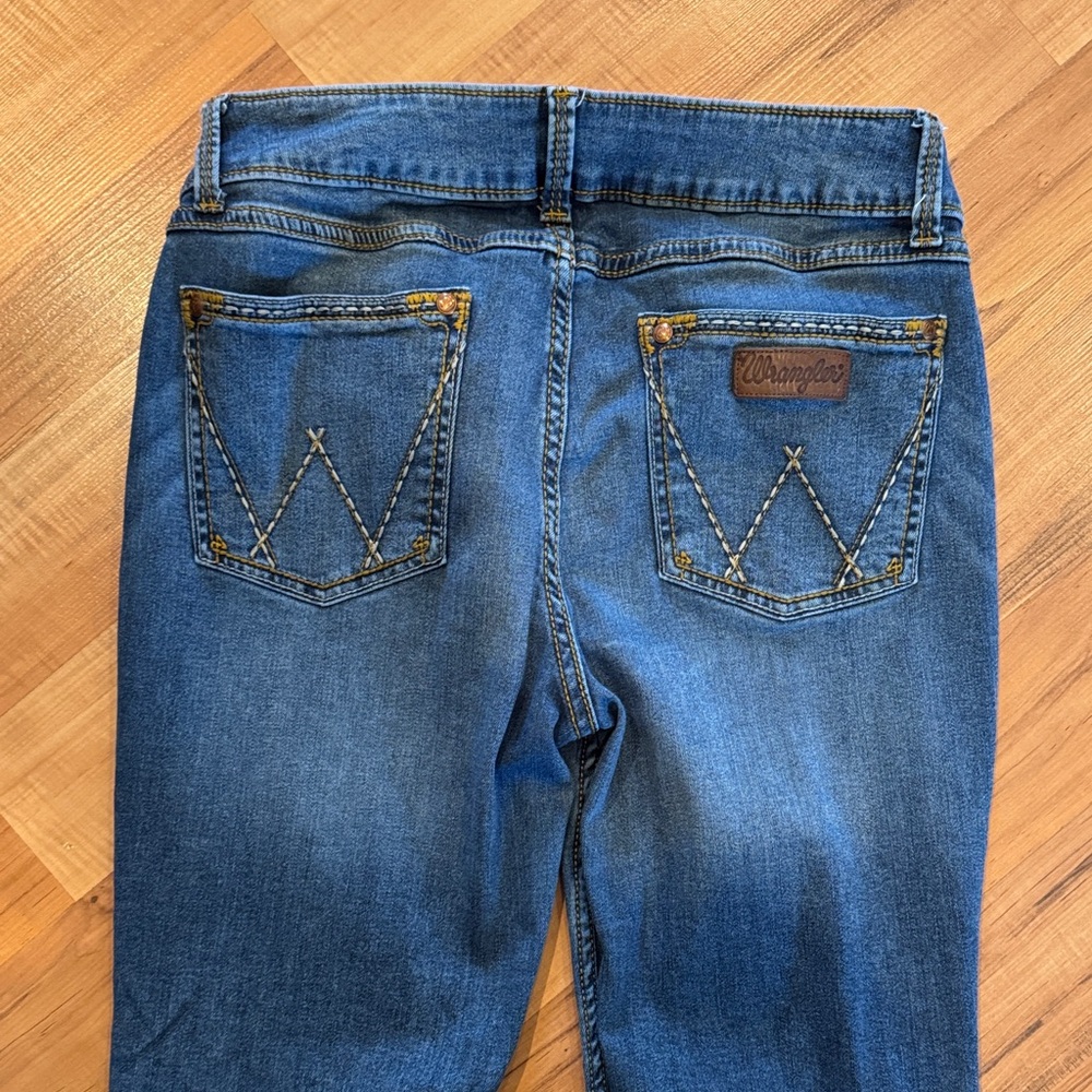 Wrangler Women's Indigo Boot Cut Jeans - Picture 4 of 5